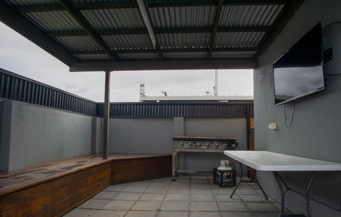 Acacia Motor Inn - Accommodation Mermaid Beach 1
