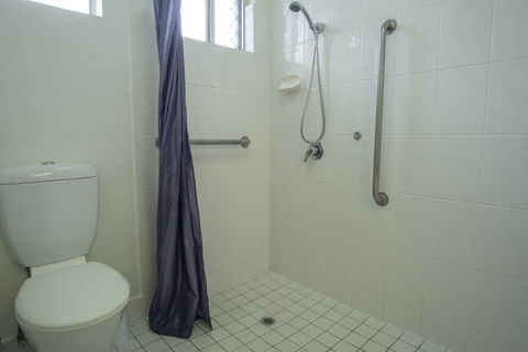 Acacia Motor Inn - Accommodation Mermaid Beach 2