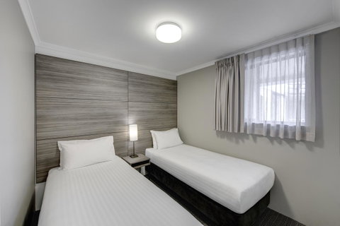 Adina Serviced Apartments Canberra James Court - Accommodation Mermaid Beach 10