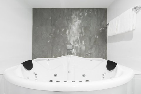Avenue Hotel Canberra - Accommodation Mermaid Beach 19