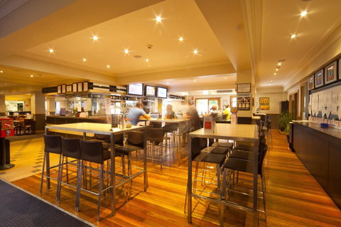 Mercure Canberra - Accommodation Mermaid Beach 34