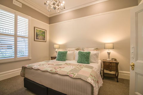 De Russie Boutique Hotel - Accommodation Mermaid Beach 4