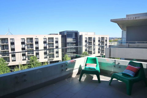 Realm Park 39 Barton ACT - Accommodation Mermaid Beach 5