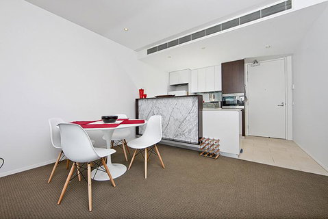 Realm Park 39 Barton ACT - Accommodation Mermaid Beach 6