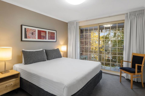 Adina Serviced Apartments Canberra Kingston - Accommodation Mermaid Beach 16