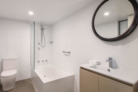 Adina Serviced Apartments Canberra Kingston - Accommodation Mermaid Beach 12