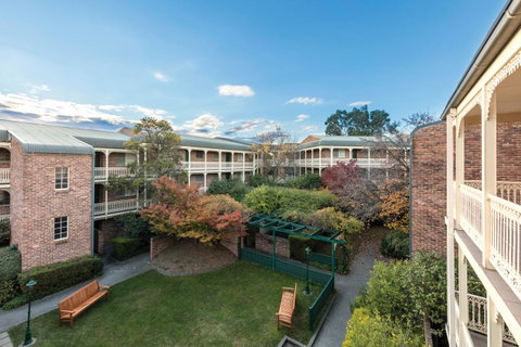 Adina Serviced Apartments Canberra Kingston - Accommodation Mermaid Beach 5