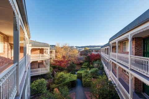 Adina Serviced Apartments Canberra Kingston - Accommodation Mermaid Beach 0