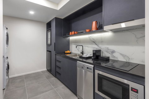 Deco Hotel Canberra - Accommodation Mermaid Beach 8