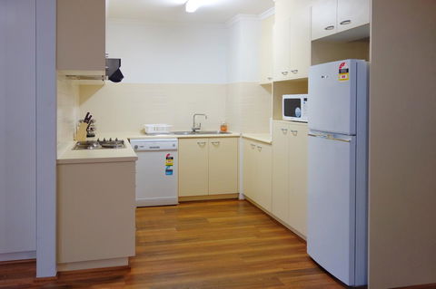Kingston Comfy Apartment - Accommodation Mermaid Beach 5