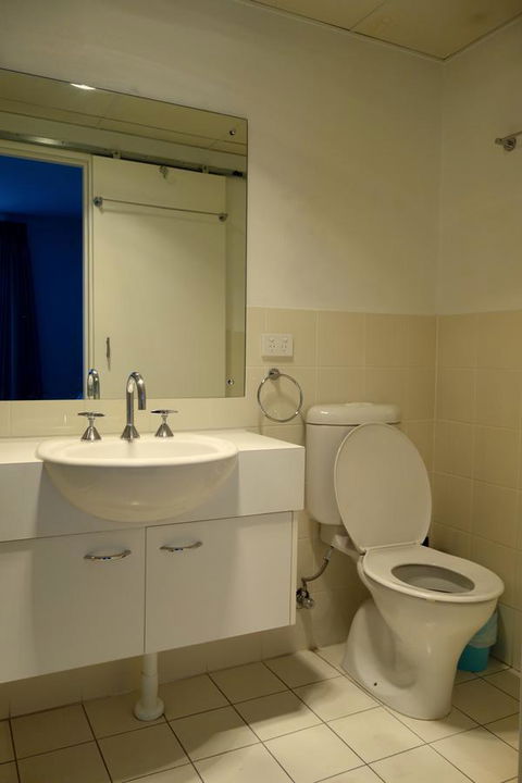 Kingston Comfy Apartment - Accommodation Mermaid Beach 6