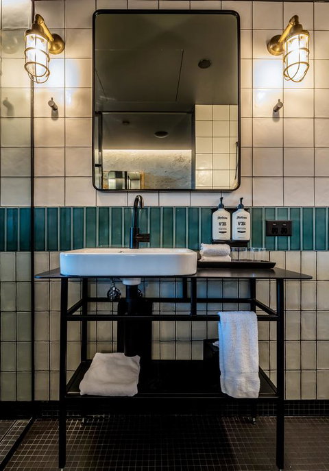 Ovolo Nishi - Accommodation Mermaid Beach 4