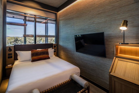 Ovolo Nishi - Accommodation Mermaid Beach 11