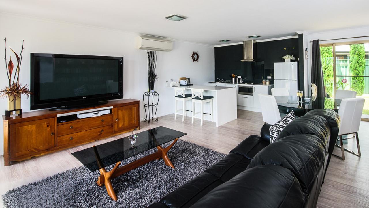  Accommodation Mermaid Beach