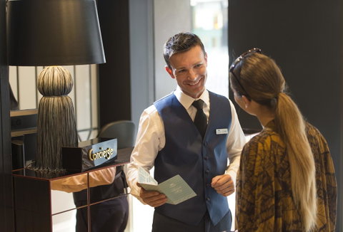 Mayfair Hotel - Accommodation Mermaid Beach 28