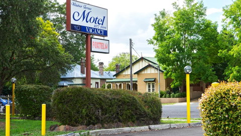 Windsor Terrace Motel - Accommodation Mermaid Beach 1