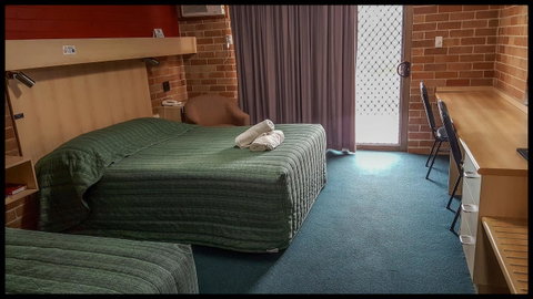 Windsor Terrace Motel - Accommodation Mermaid Beach 6