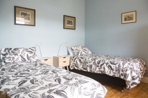 Wayfarers Cottage - Accommodation Mermaid Beach 10