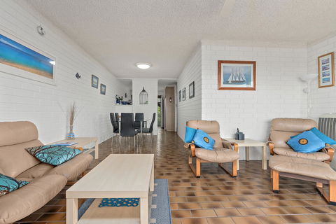 Sun & Surf Aldinga Beach Apartment - Accommodation Mermaid Beach 4