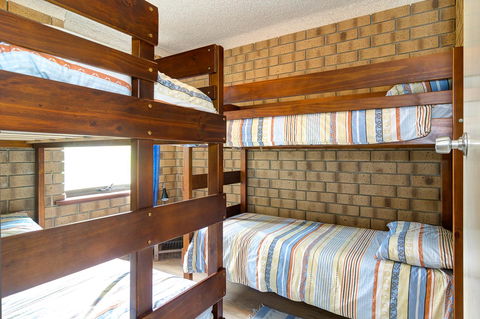 Sun & Surf Aldinga Beach Apartment - Accommodation Mermaid Beach 9