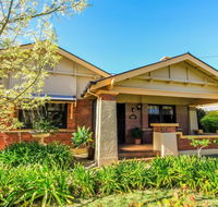 Ambrosia Holiday Home - Accommodation Mermaid Beach