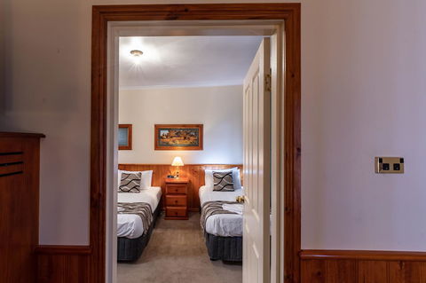 Astor Inn - Accommodation Mermaid Beach 12