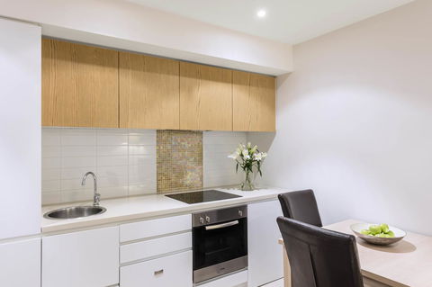 IStay Precinct Adelaide - Accommodation Mermaid Beach 8