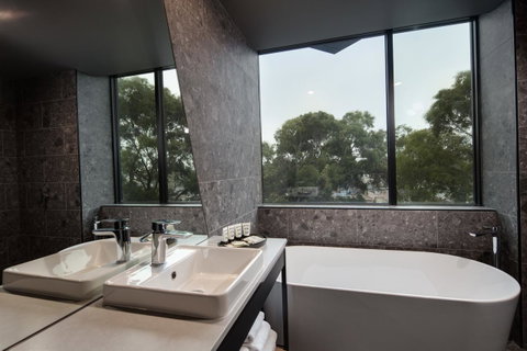 Marion Hotel - Accommodation Mermaid Beach 44