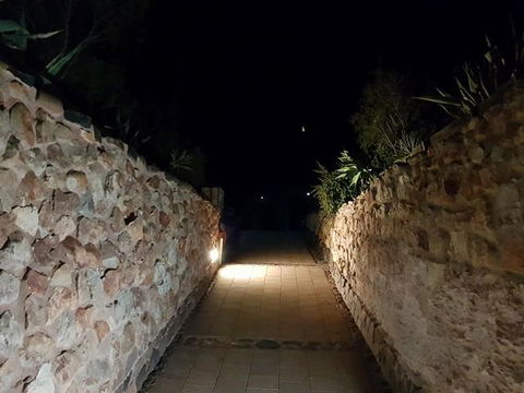 Zen Underground B&B - Accommodation Mermaid Beach 15