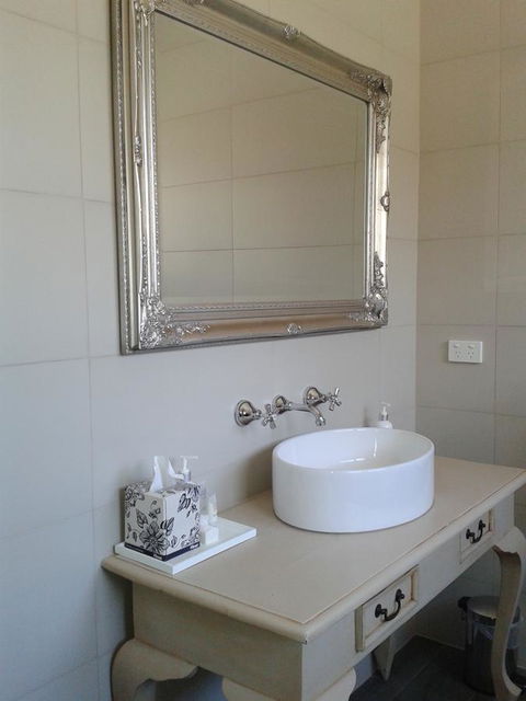 Casa Rossa - Barossa - Accommodation Mermaid Beach 14
