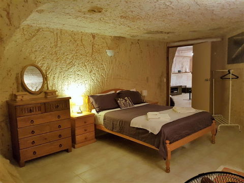 Underground Gem - Accommodation Mermaid Beach 4