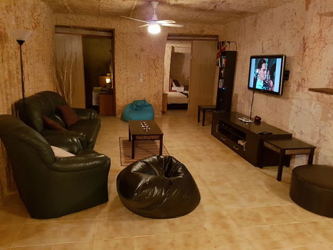 Underground Gem - Accommodation Mermaid Beach 6