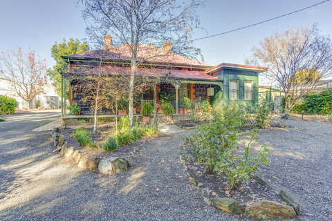 Tanunda Cottages - Accommodation Mermaid Beach 9