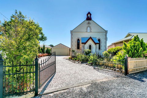 \'THE CHURCH\' Guest Home, Gawler Barossa Region - Accommodation Mermaid Beach 12