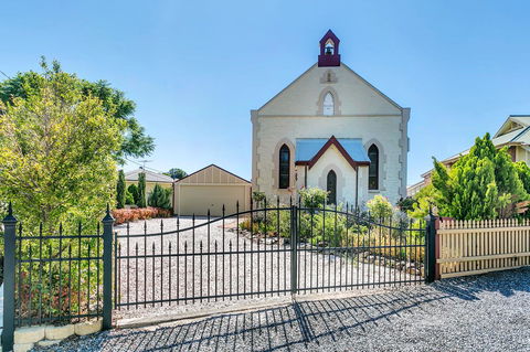\'THE CHURCH\' Guest Home, Gawler Barossa Region - Accommodation Mermaid Beach 0