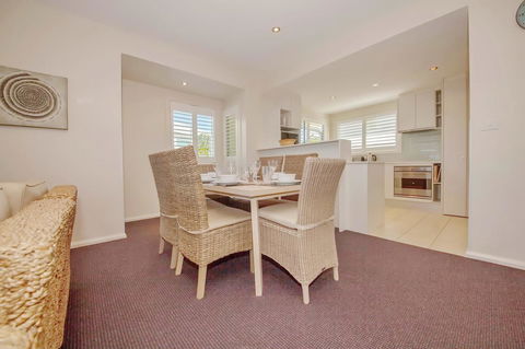 Pacific Blue 278-265 Sandy Pt Rd- Dual Key Access, Wifi, Linen And Air Conditioning - Accommodation Mermaid Beach 6