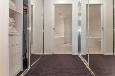 Pacific Blue 278-265 Sandy Pt Rd- Dual Key Access, Wifi, Linen And Air Conditioning - Accommodation Mermaid Beach 13
