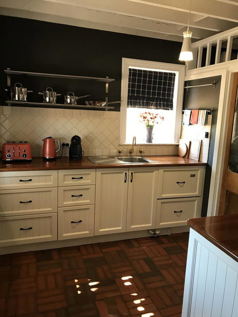 Kit Kat Cottage - Heritage Accommodation Burra - Accommodation Mermaid Beach 33