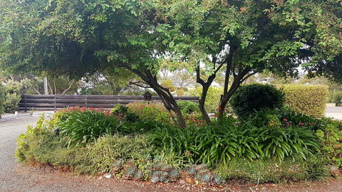 Admirals Inn - Accommodation Mermaid Beach 2