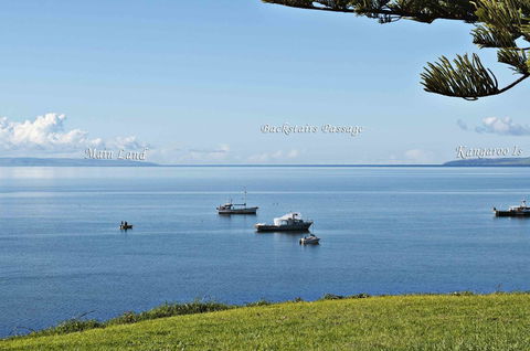 Admirals Inn - Accommodation Mermaid Beach 38