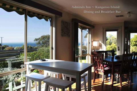 Admirals Inn - Accommodation Mermaid Beach 15