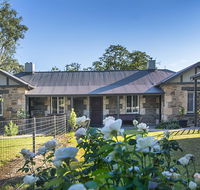 Stoneleigh Cottage Bed and Breakfast - Accommodation Mermaid Beach
