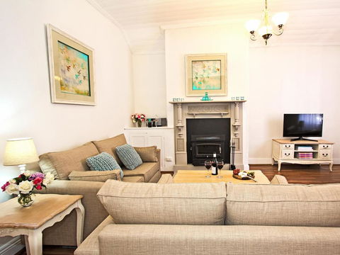 Queen's Cottage Barossa Valley - Accommodation Mermaid Beach 6