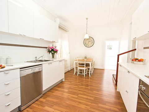 Queen's Cottage Barossa Valley - Accommodation Mermaid Beach 4