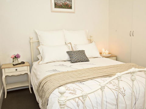 Queen's Cottage Barossa Valley - Accommodation Mermaid Beach 5
