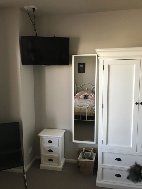 Rezare House Bed & Breakfast - Accommodation Mermaid Beach 10