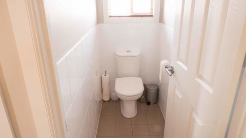 Rezare House Bed & Breakfast - Accommodation Mermaid Beach 23