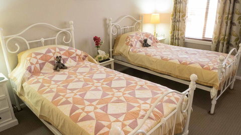 Rezare House Bed & Breakfast - Accommodation Mermaid Beach 9