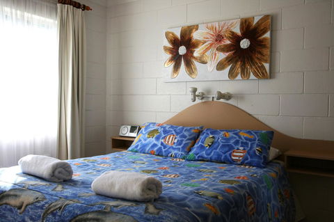 Lake Edge Apartments - Accommodation Mermaid Beach 26