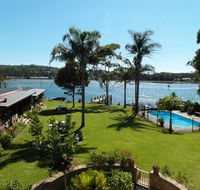 Lake Edge Apartments - Accommodation Mermaid Beach